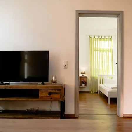 Apartmenthaus Sternstrasse 6 * Dresden