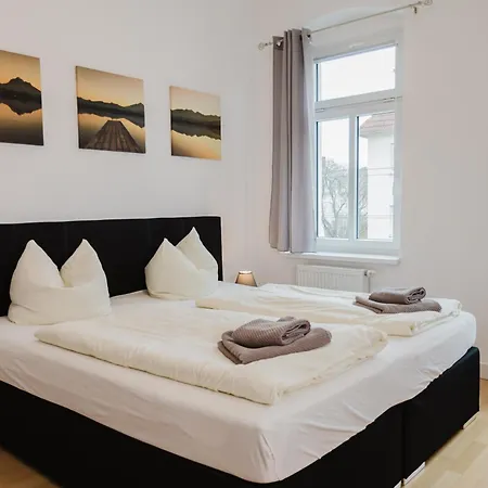 Apartmenthaus Sternstrasse * Dresden