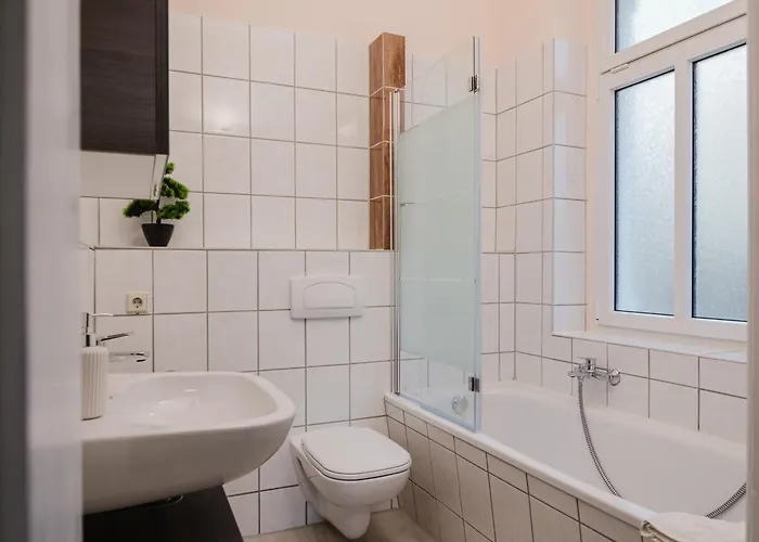 Apartmenthaus Sternstrasse 6 * Dresden